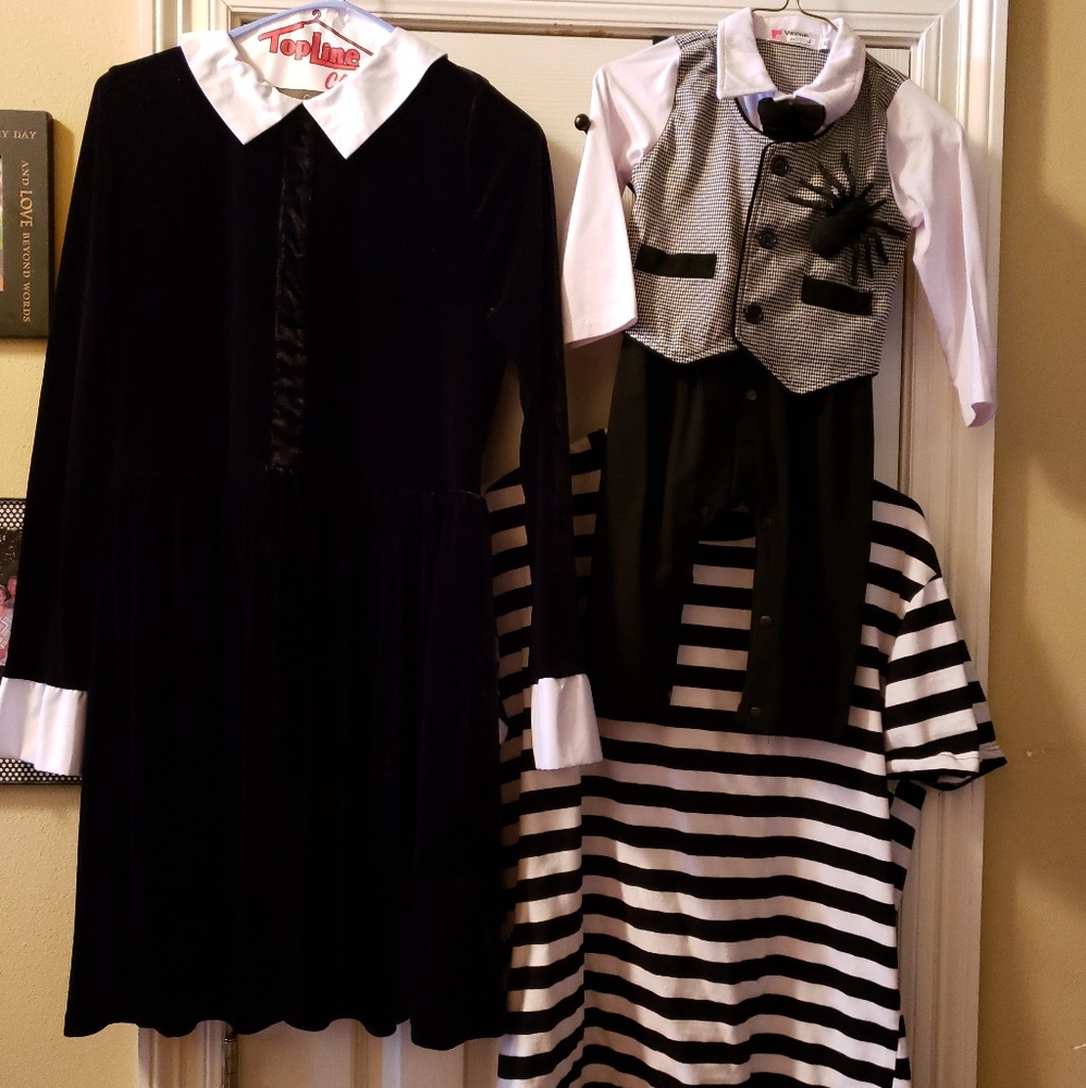 Addams Family Value Halloween Costumes